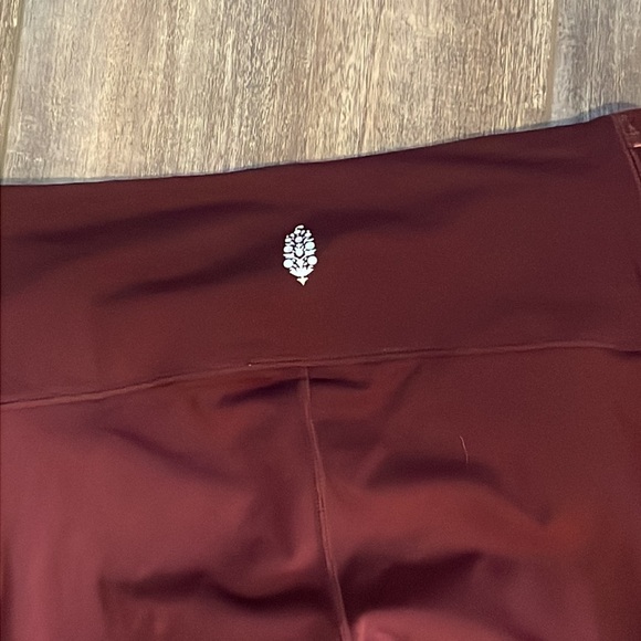 Free People movement wonderstruck leggings maroon wine medium - Picture 8 of 9